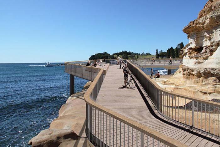 photo of the rock ledge between terrigal beach and the haven showing the proposed boardwalk