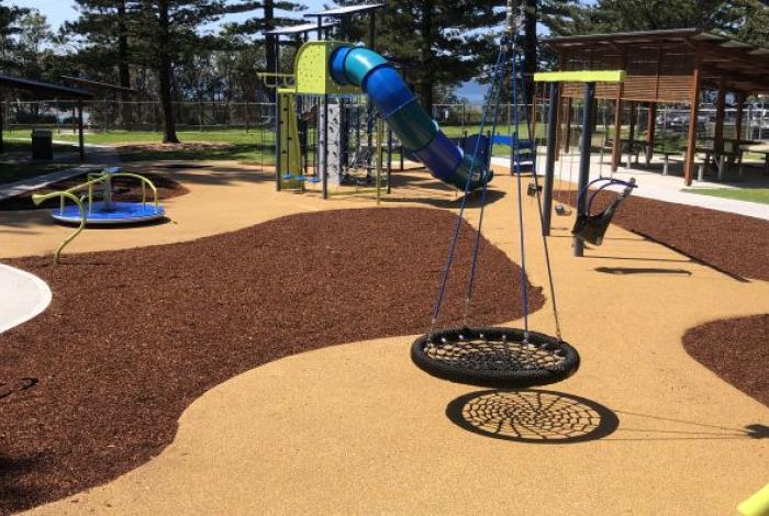 Toowoon Bay district playspace